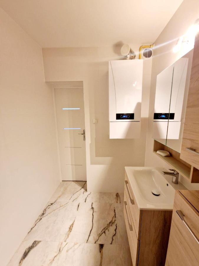 Apartament Przy Deptaku Jelenia Góra Esterno foto